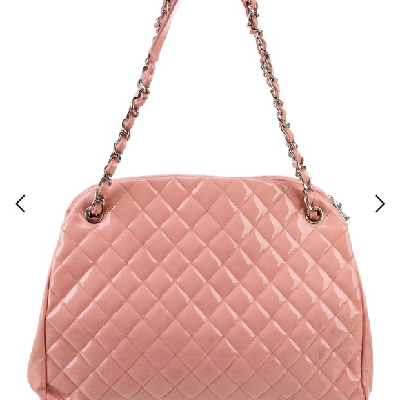 Chanel Blush Quilted Shoulder Bag - Picture 7 of 7